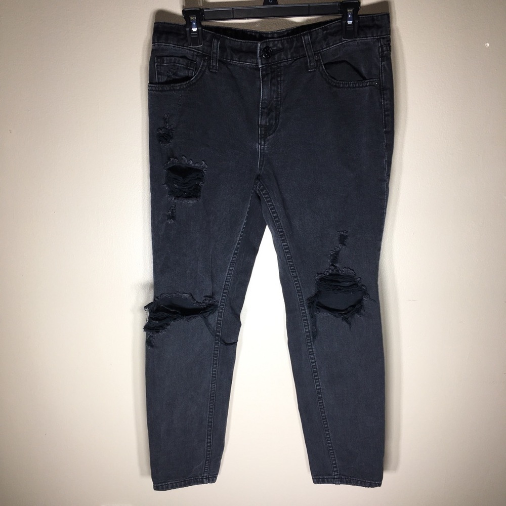 BDG slim bf low rise distressed jeans size 27 - Picture 2 of 8